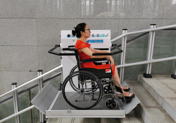 斜掛升降機(jī)