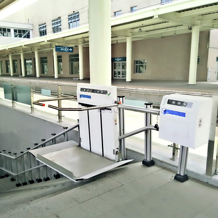 斜掛式殘疾人升降機(jī)